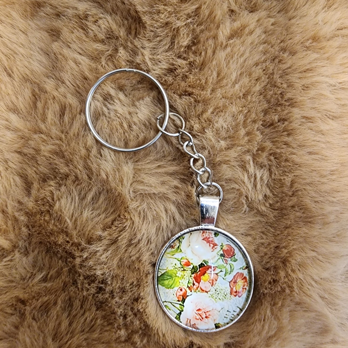Glass Antique Flower Keychain