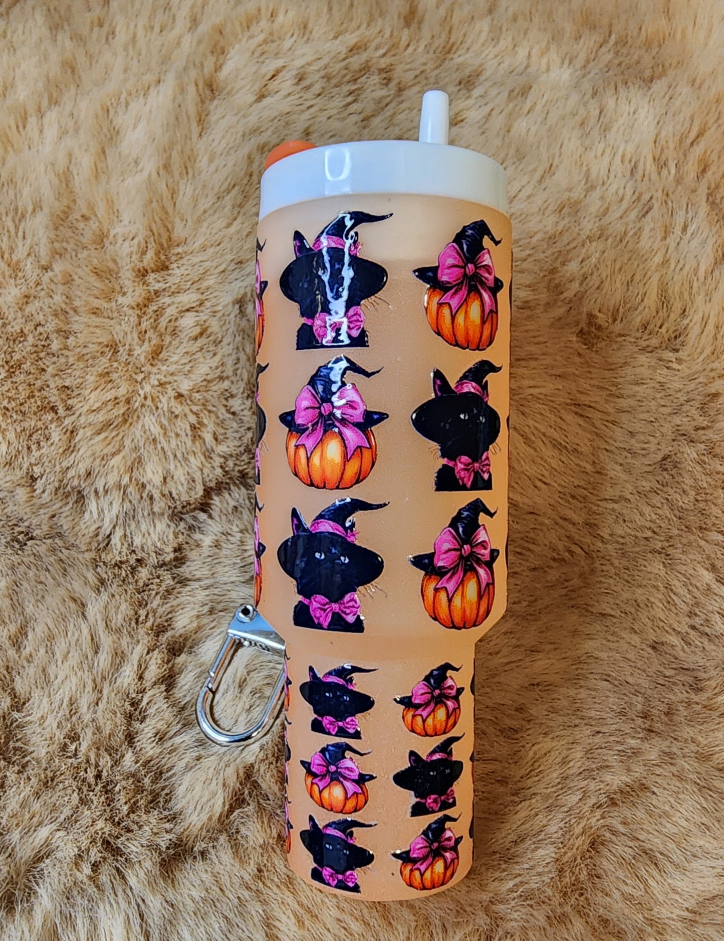 **CLEARANCE** Witch Cat & Pumpkins Mini Tumbler Keychain