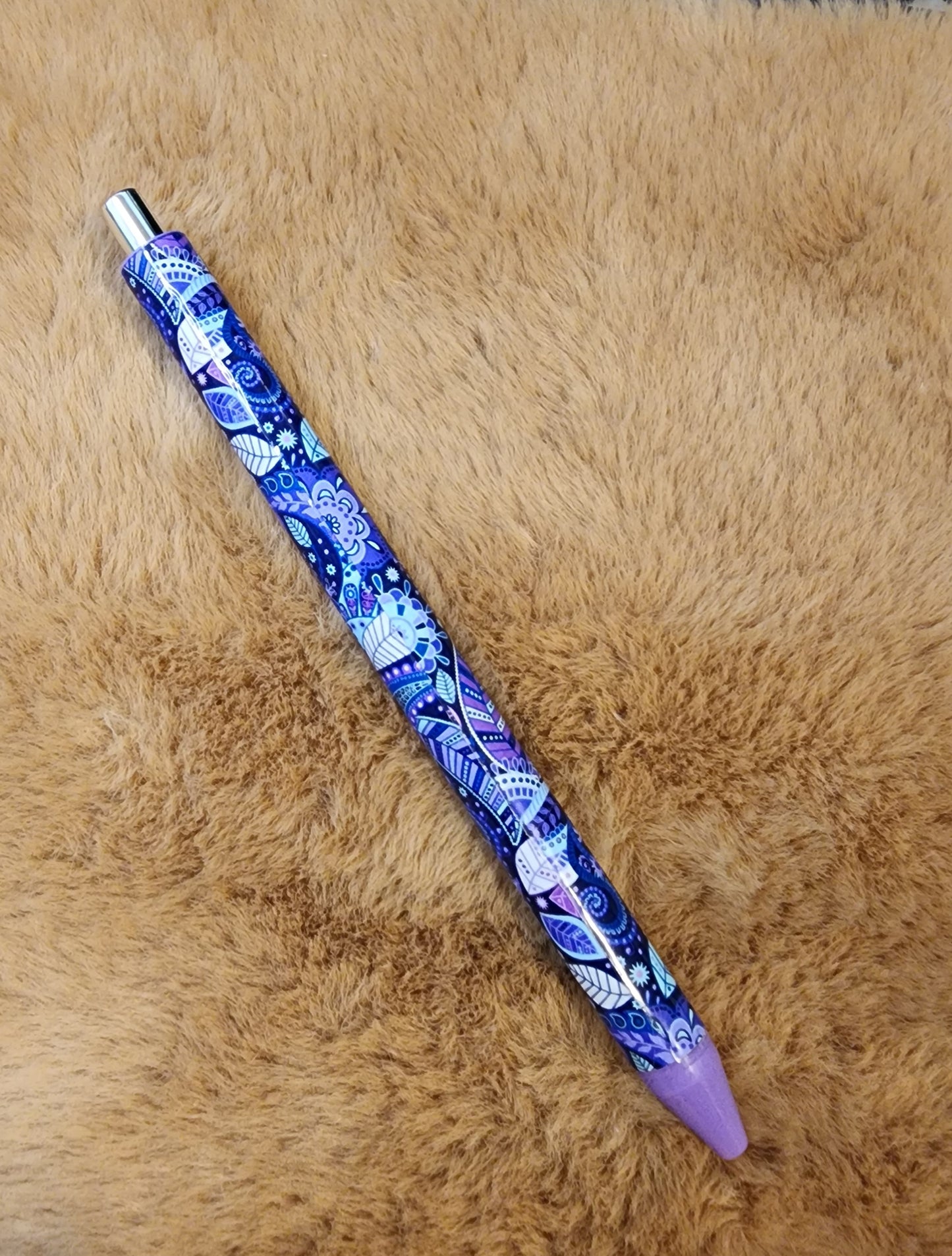 Handkerchief patterned pens